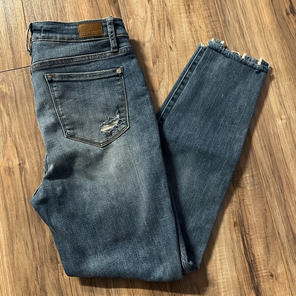 Judy Blue Classic Blue Skinny Jeans 7/28